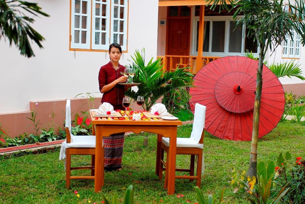 Inle Lotus Hotel Nyaung Shwe Exterior foto